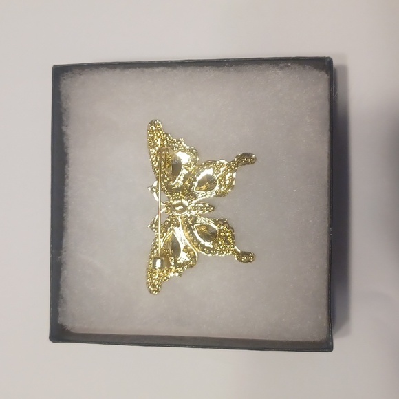 Butterfly Brooch with Sparkling Gemstones NIB - Picture 5 of 8